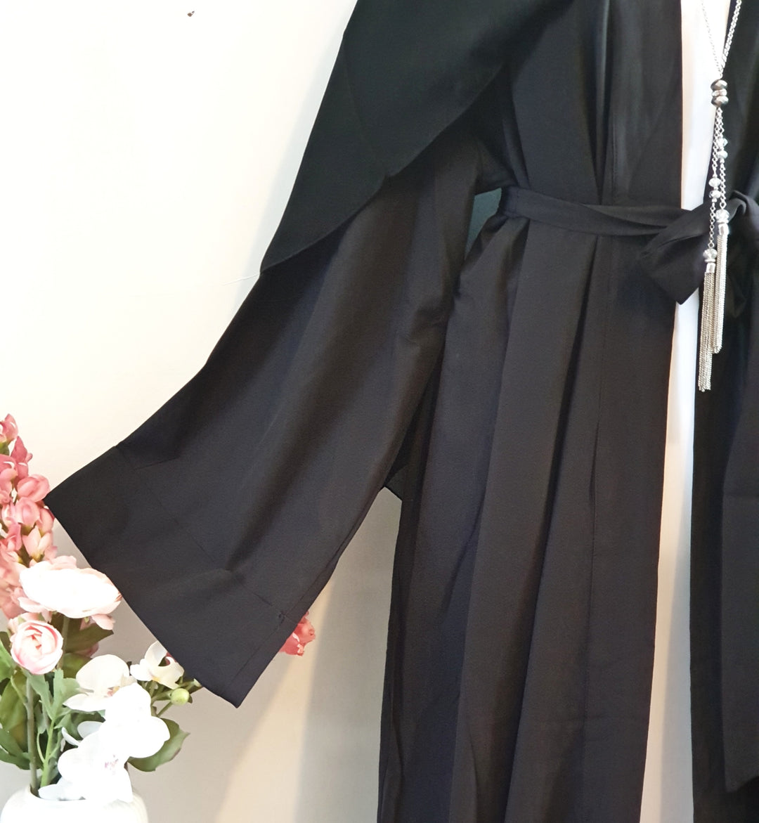 Plain black abaya with pockets best sale